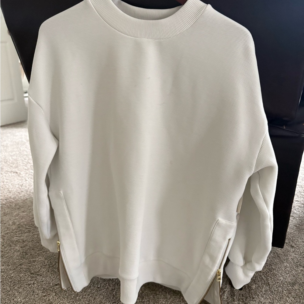 Varley Cream Sweatshirt oversized